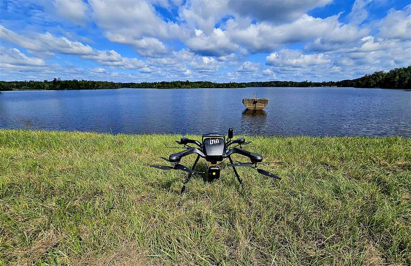 Drones Cleaning Hard To Reach